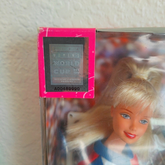 Barbie | Toys | Barbie Soccer Doll Kicks Throws Lime Mia Hamm 998 New